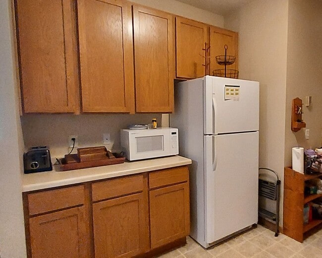 Foto del edificio - Nice 3 Bedroom 1.5 Bathroom Townhome in Hu...