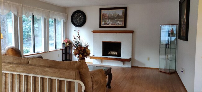 Foto del edificio - 4513 60th Ave W