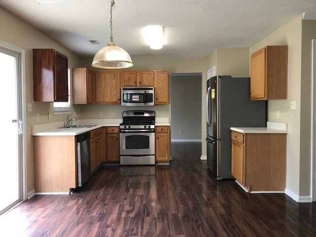 Foto del edificio - 9828 Aventide Ln