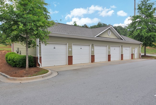 Parking Area - Reserve at Ivy Creek