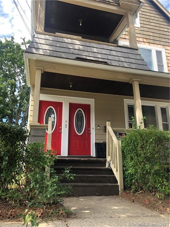 Foto principal - 132 Grand St