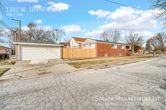 Building Photo - 3 bedroom Gem in the City! 1301 W. 109th S...