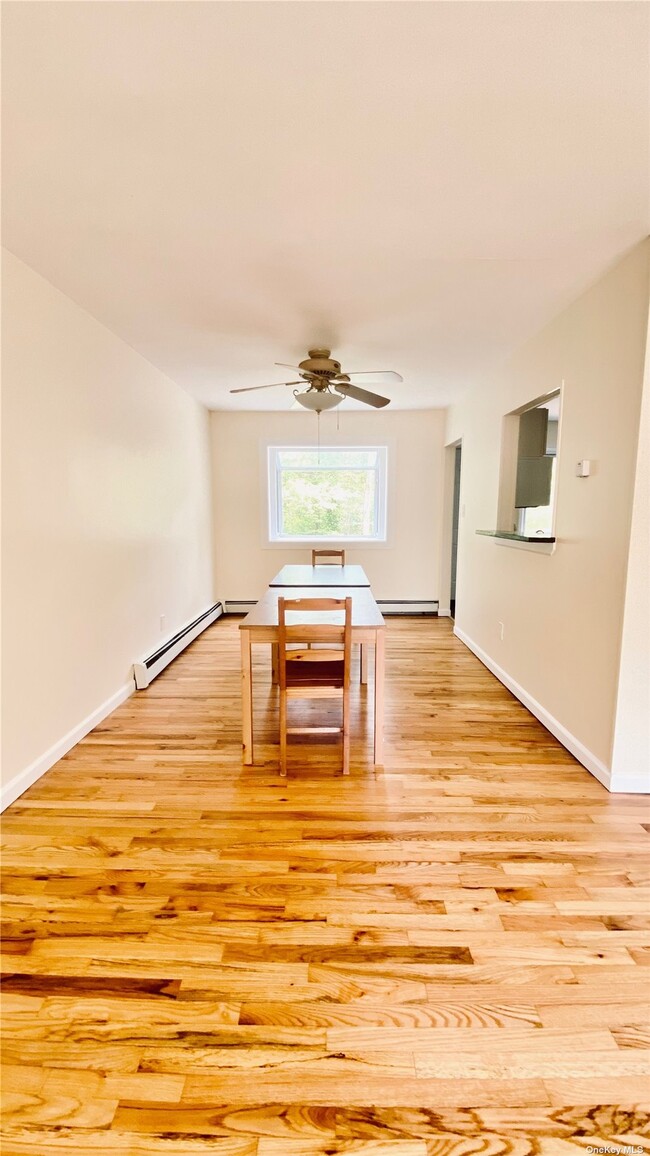 Building Photo - 15 Montauk Pl