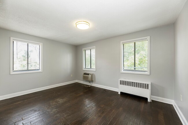 Foto del edificio - Upgraded 2 Bed on Galveston Street SW!  Ap...