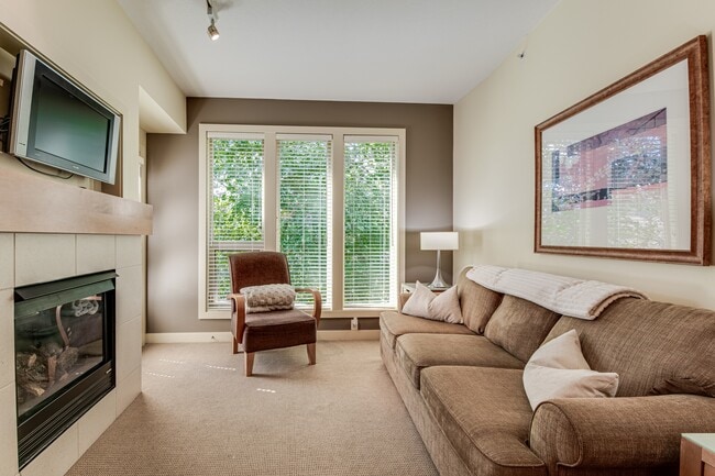 Photo du bâtiment - 7343 Ok Landing Road