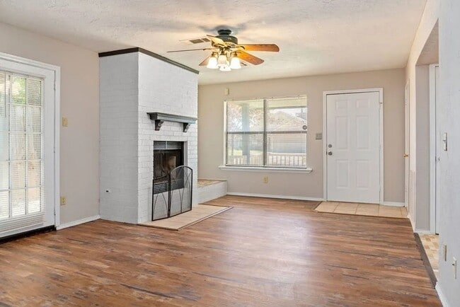 Foto del edificio - 4013 SW Sunflower Ln