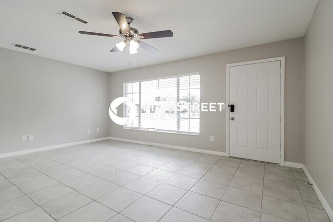 Building Photo - 3 Bedroom Pet-Friendly Home in Port Orange, FL with Main Street Renewal