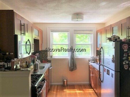 Photo - 38 Day St Apartment