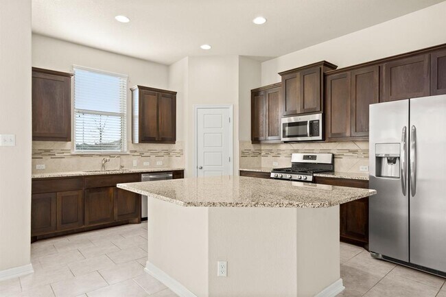 Building Photo - 18007 Pomelo Ln