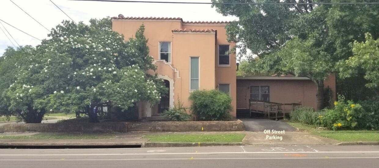 Beautiful Tree-Shaded Property with Tons of Character & Charm - 326 E Mistletoe Ave
