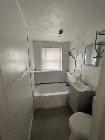 Primary Photo - 2750 Ashton St