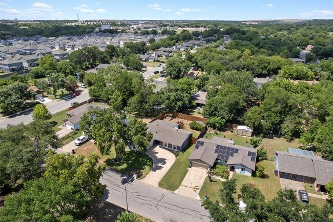 Building Photo - 5704 Whitebrook Dr