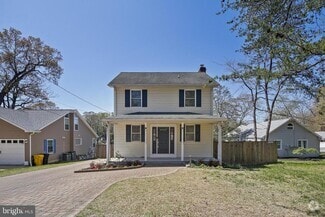 Building Photo - 8364 Country Life Rd