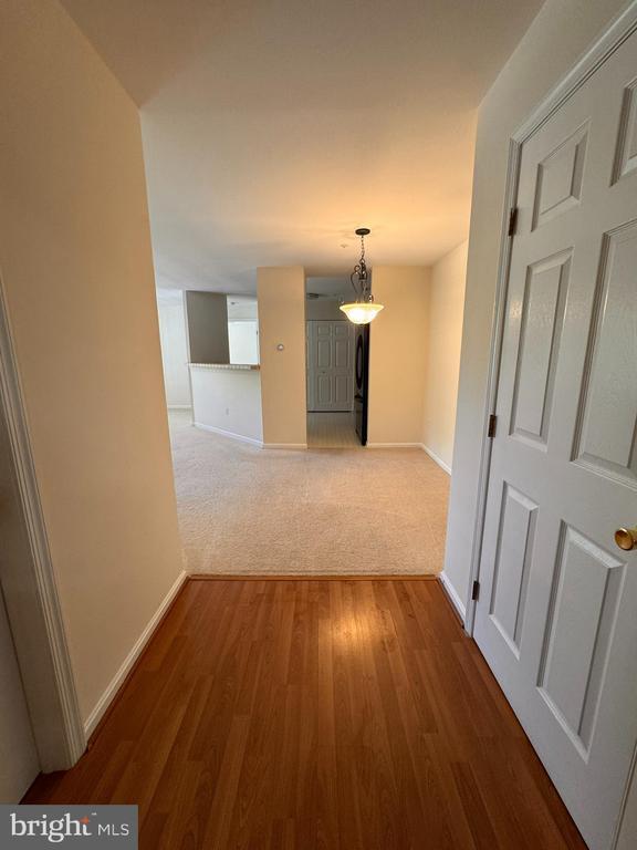 Foto del edificio - 8200 Blue Heron Dr