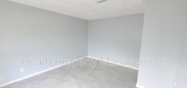 Building Photo - 4400 45th St N
