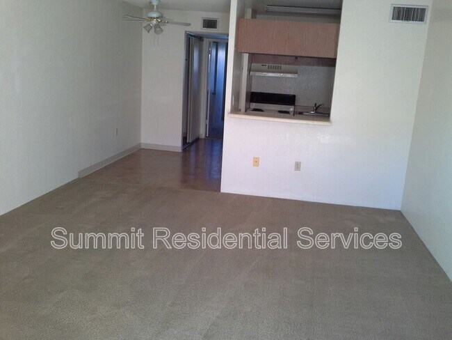 Building Photo - 8490 E Old Spanish Trail