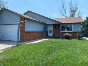 Building Photo - 510 E 42nd St