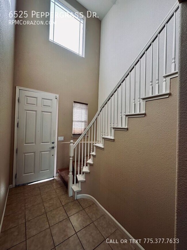 Foto del edificio - 6525 Peppergrass Drive