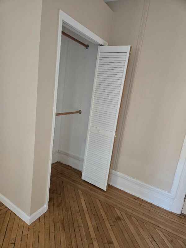 Foto del edificio - 581 E 26th St