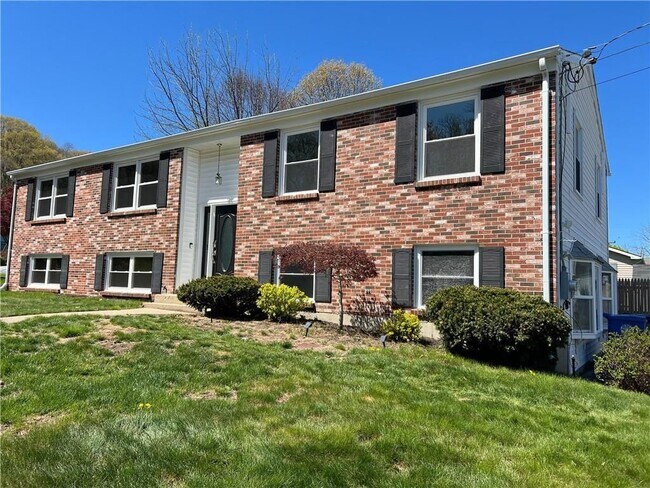 Foto del edificio - 52 Cottonwood Dr