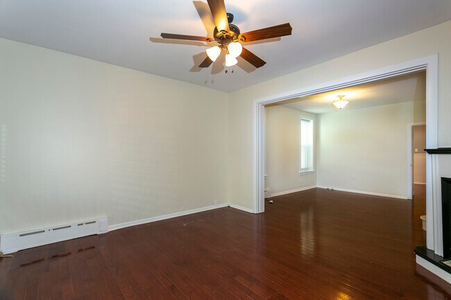 Building Photo - 4238 Pechin St