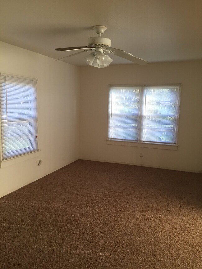 Foto del edificio - Cozy 2-bedroom, 1-bath home