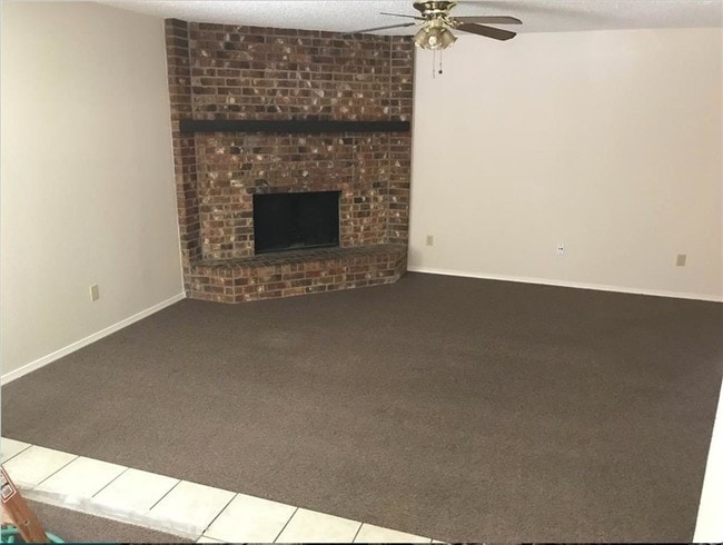 Building Photo - 2320 Lindblad Ct