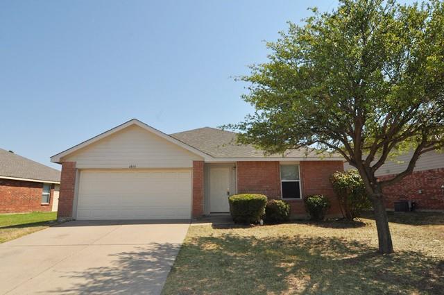 Primary Photo - 4880 Parkview Hills Ln
