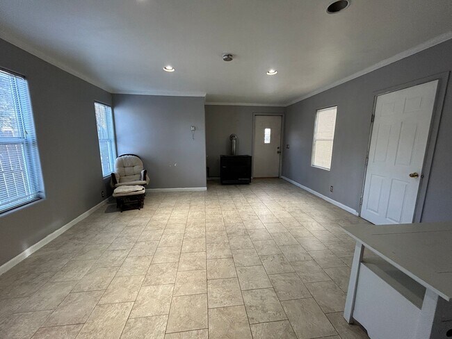 Foto del edificio - Cute Single Family 2 bedroom home