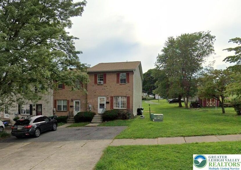 Foto principal - 227 8th Ave