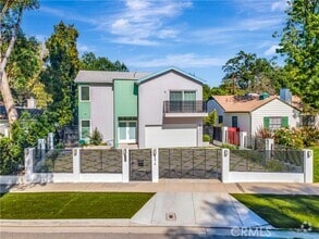 Building Photo - 4974 Canoga Ave