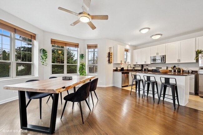 Foto del edificio - 3246 N Anchor Dr