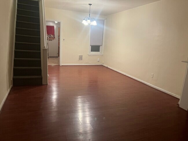 Foto del edificio - 1313 W Rush St