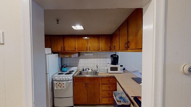 Building Photo - 513 Beacon St