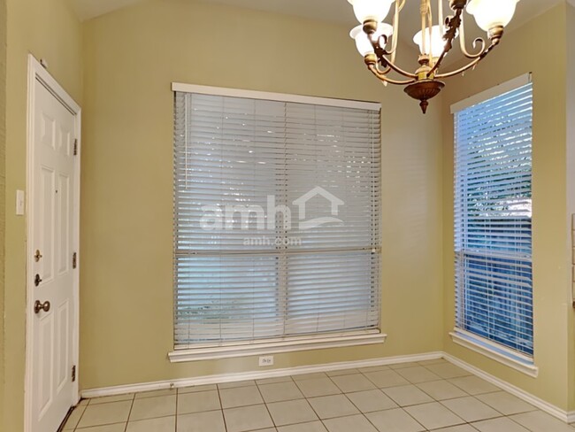 Building Photo - 7509 Amsterdam Ln