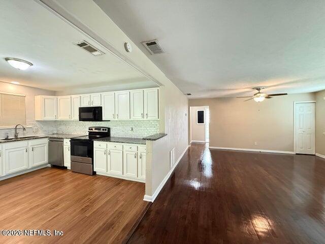 Foto del edificio - 8515 Maple St