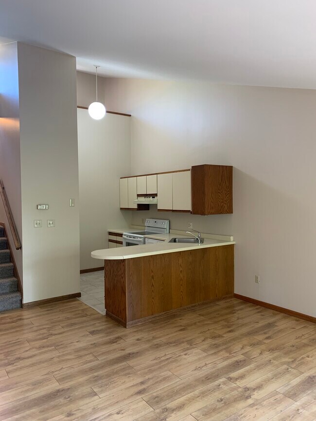 Foto del edificio - 317 River St