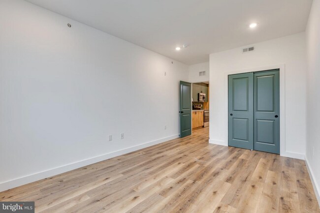 Foto del edificio - 2360 N 6th St
