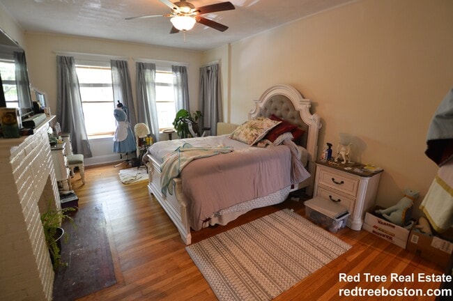 Building Photo - 1251 Commonwealth Ave