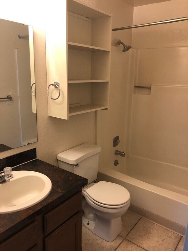 Building Photo - 4971 Chukar Dr