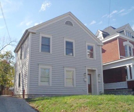 Primary Photo - 832 W High St