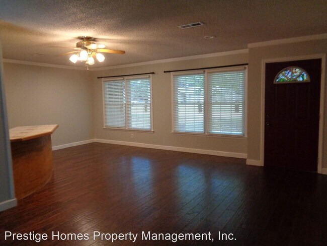 Building Photo - 3 br, 2 bath House - 24 Magnolia Drive