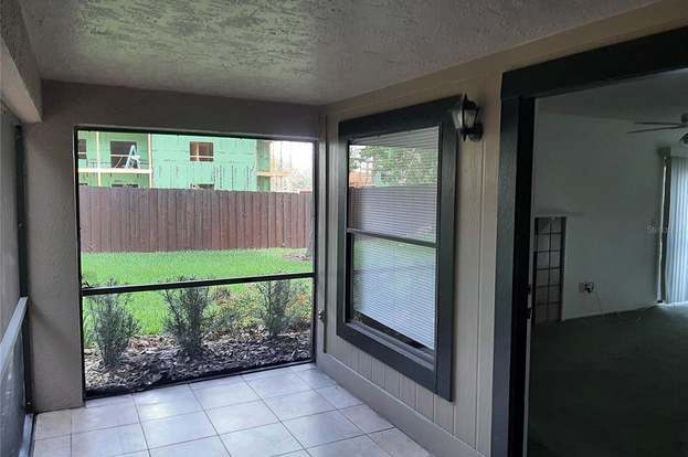 Foto del edificio - 14739 Norwood Oaks Dr