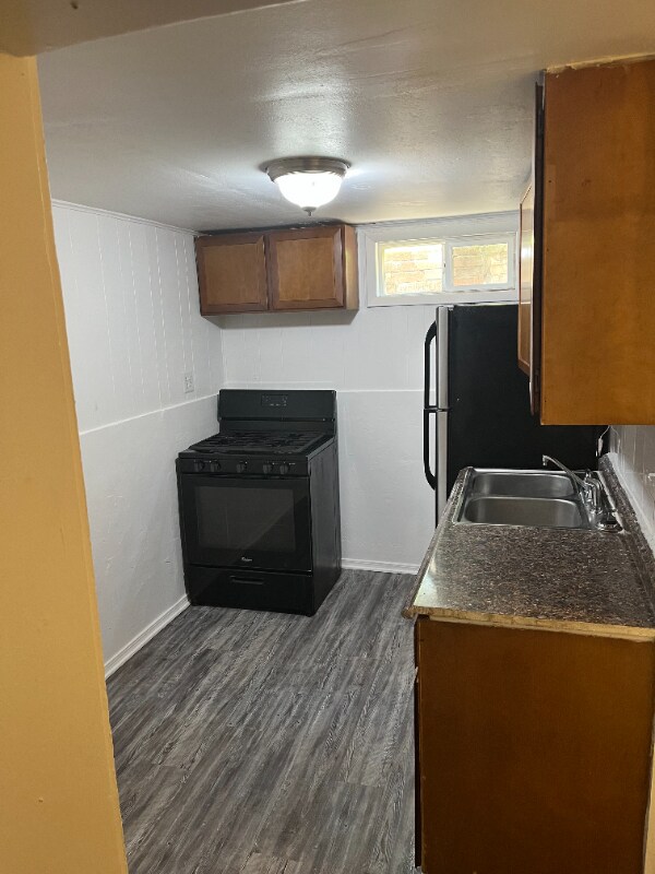 Foto del edificio - 225 E Brookside St