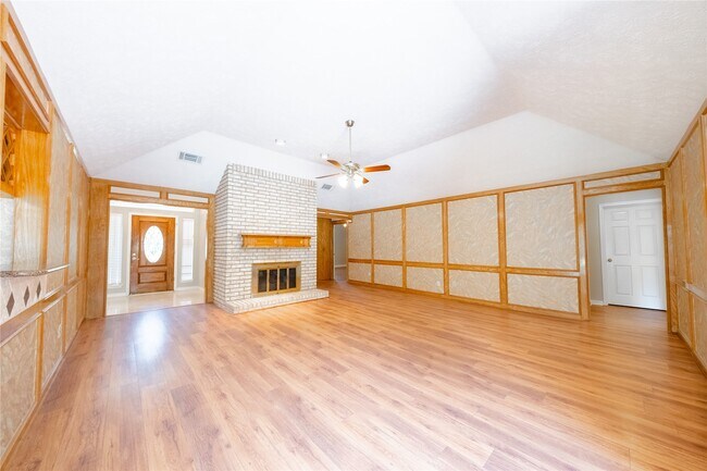 Foto del edificio - 9107 Pine Stream Ct