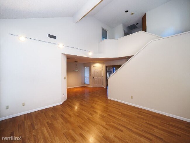 Building Photo - 3 br, 3 bath House - 2939 Southwycke Terrace