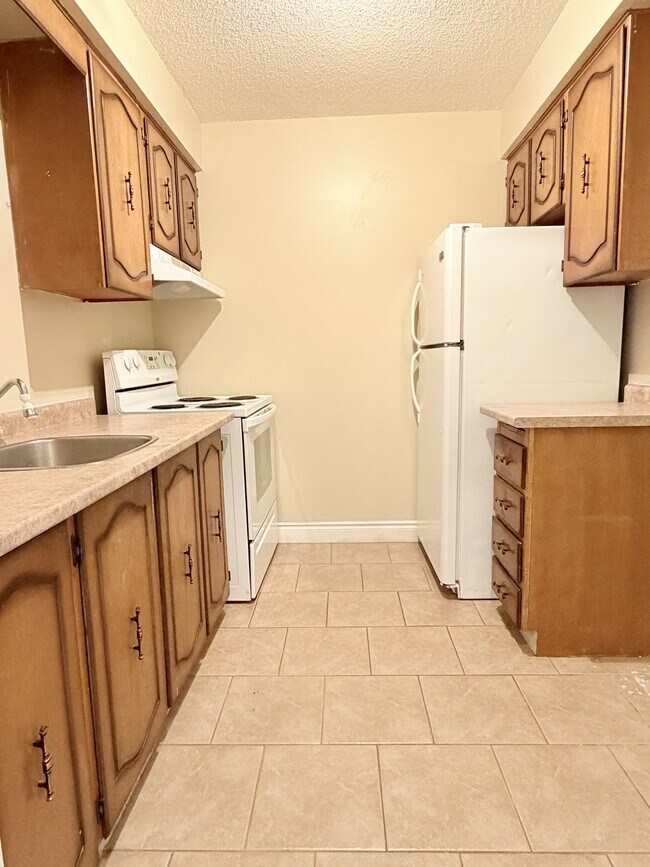 Photo du bâtiment - 4 Dufferin St N