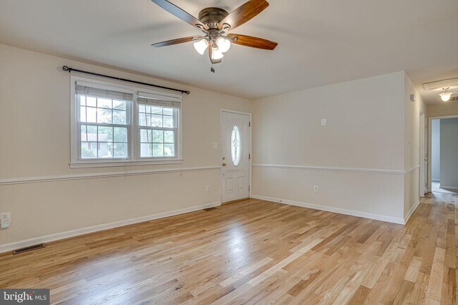 Building Photo - 1441 Knight Ave