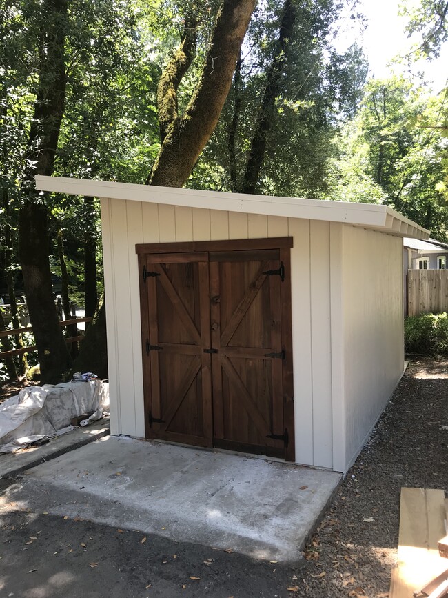 Building Photo - 3174 Calistoga Rd