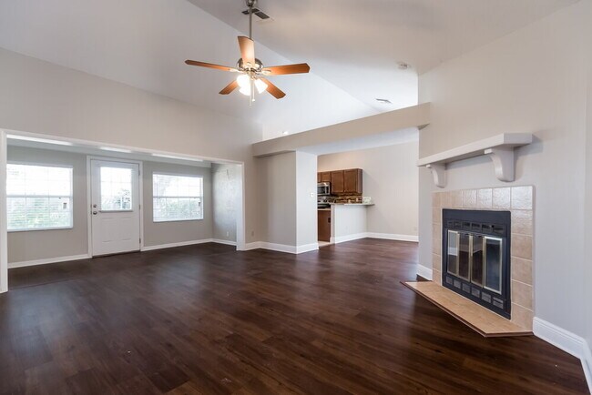 Building Photo - 1003 Ragsdale Rd